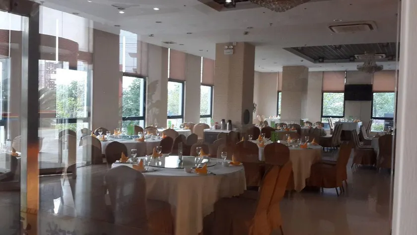 Yongxiang Business Hotel - Image 1