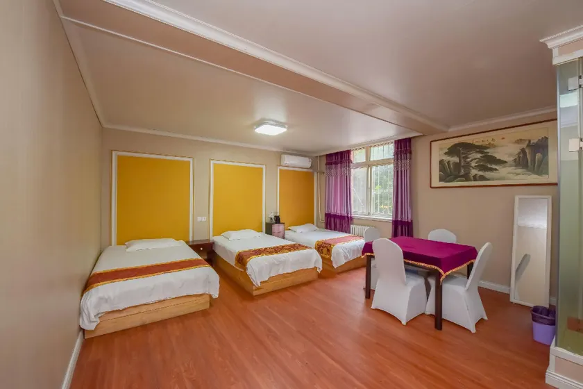Shijiazhuang Junting Express Hotel - Image 1