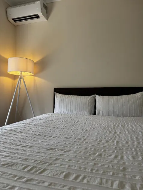 Brand new bedroom next to train station - Image 1