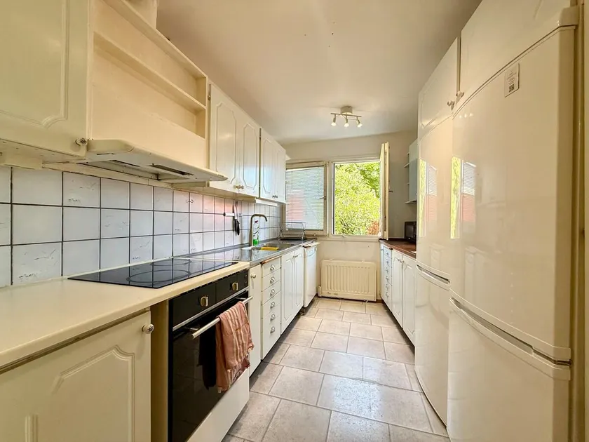 Workers • 16 Beds • 2 Bath • Near Volvo - Image 1