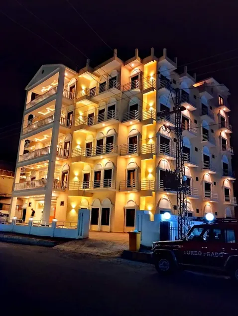 Royal Elite Hotel Kalam - Image 1