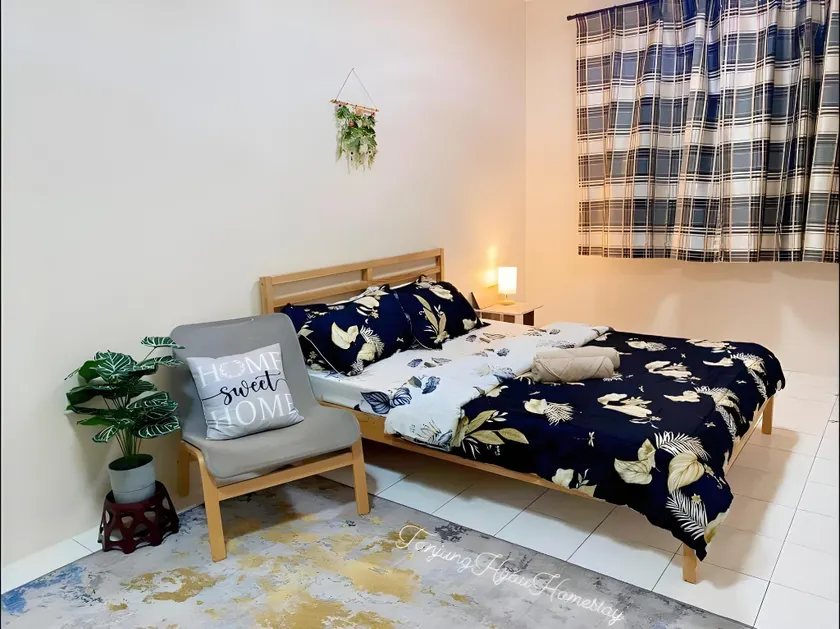 Tanjung Hijau Homestay - 2nd Floor ONLY - FREE wifi - 4 bedrooms - Image 1