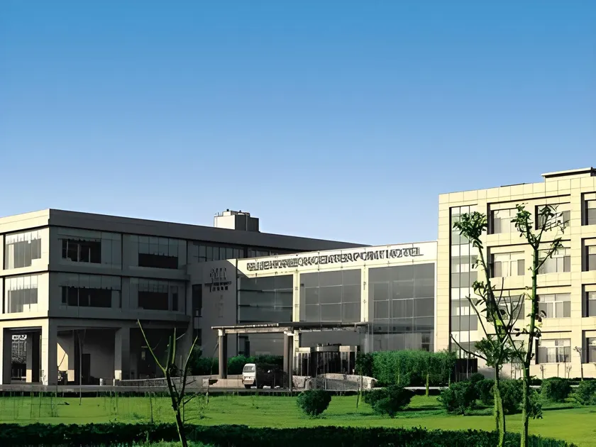 Dongying Blue Horizon Center Point Hotel Kenli - Image 1