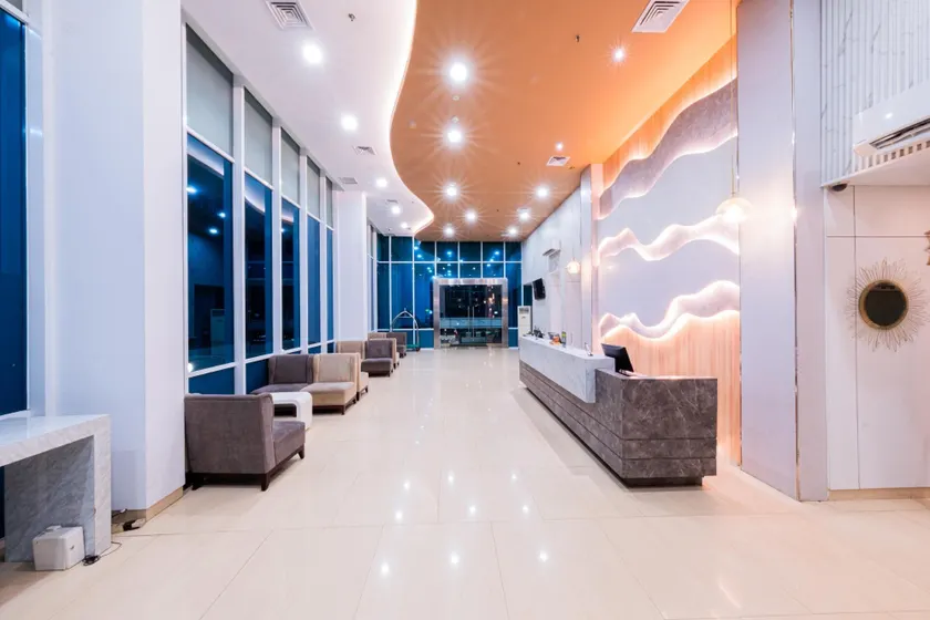 Whiz Prime Hotel Balikpapan - Image 1