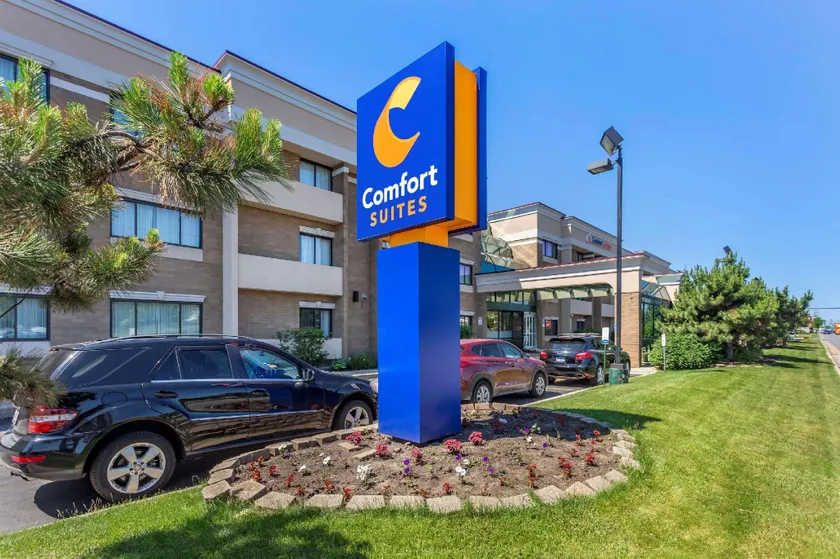 Comfort Suites Oakbrook Terrace - Chicago West - Image 1