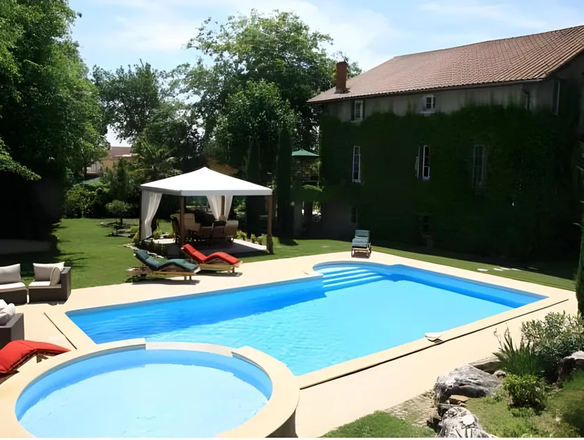 STORT HOUSE OF KARAKTER i Drôme AF HILLS - Image 1