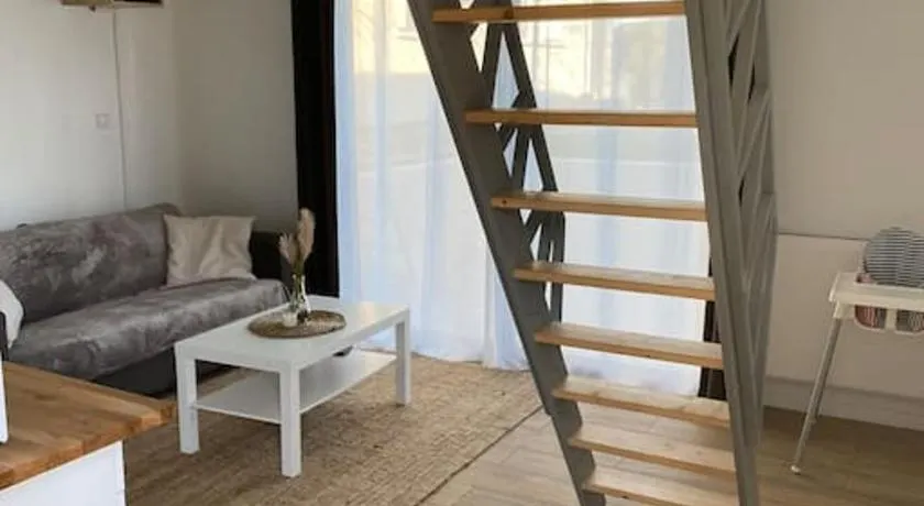 Logement avec mezzanine - Image 1