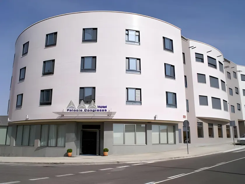 Hotel Palacio Congresos - Image 1