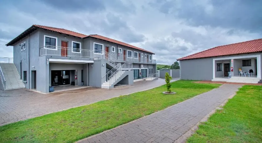 Khayalami Hotel - Emalahleni - Image 1