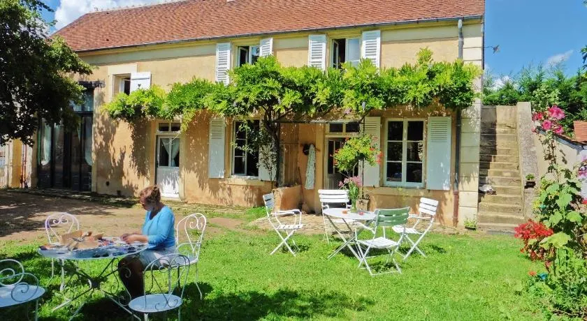 La Maison d'hôtes du Bec d'Allier - Image 1