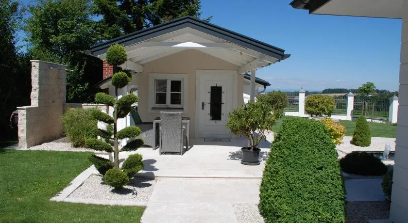 Hüttenzauber & Turmchalet - Image 1