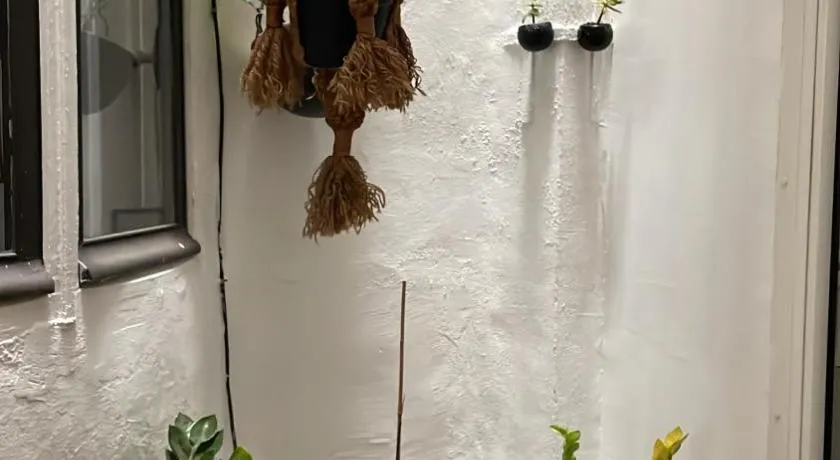 Petit studio haussmannien - Image 1