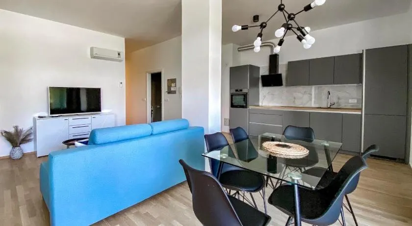 Seaview Apt Koper 1 - Image 1