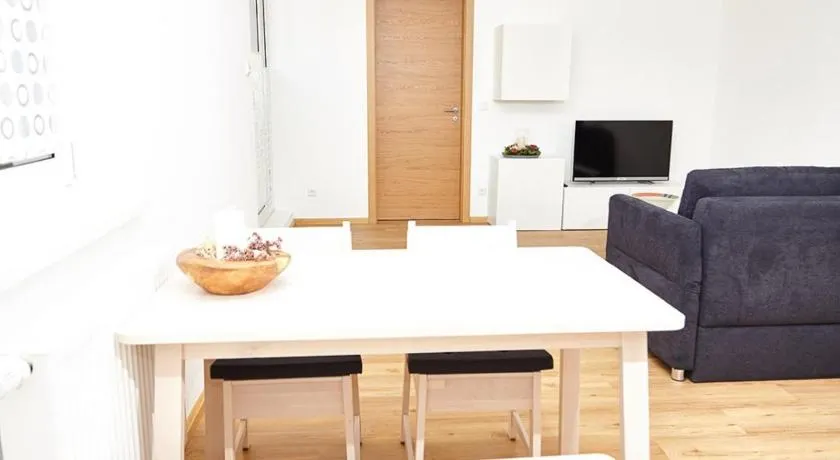 Krug-Apartments - Image 1