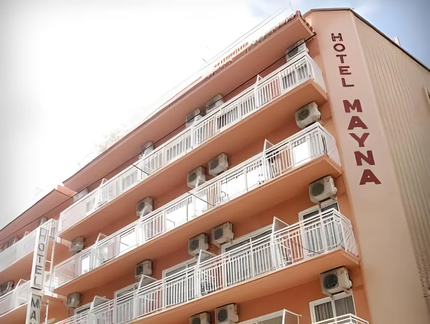 Hotel Mayna - Image 1