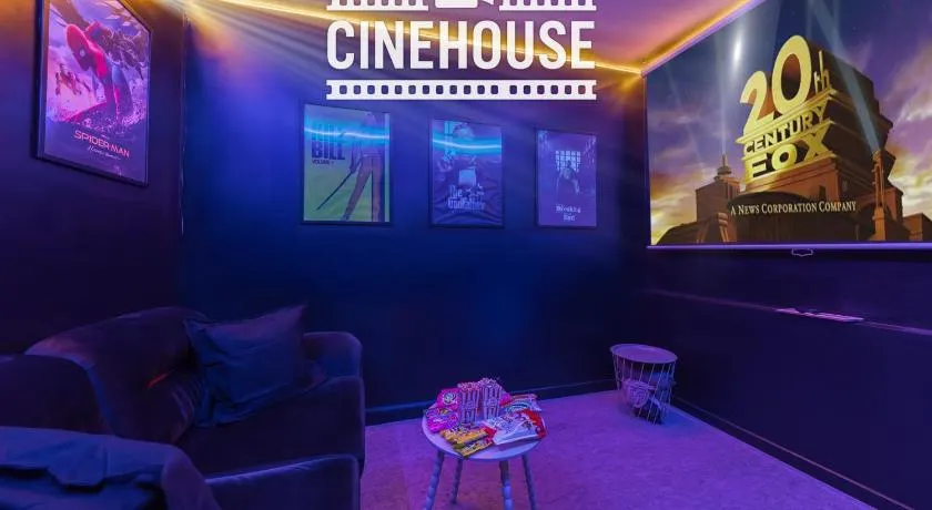 CINEHOUSE - Proche Paris - 5 personnes - Cinéma privé - Image 1