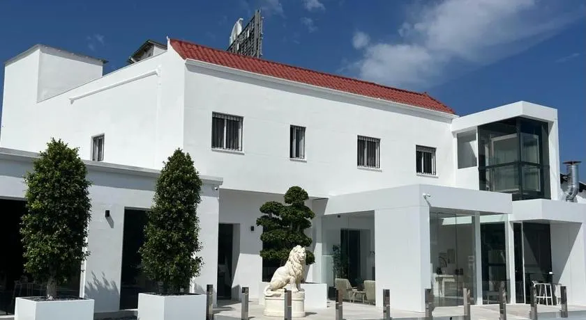 DON LEONE Hotel - Image 1