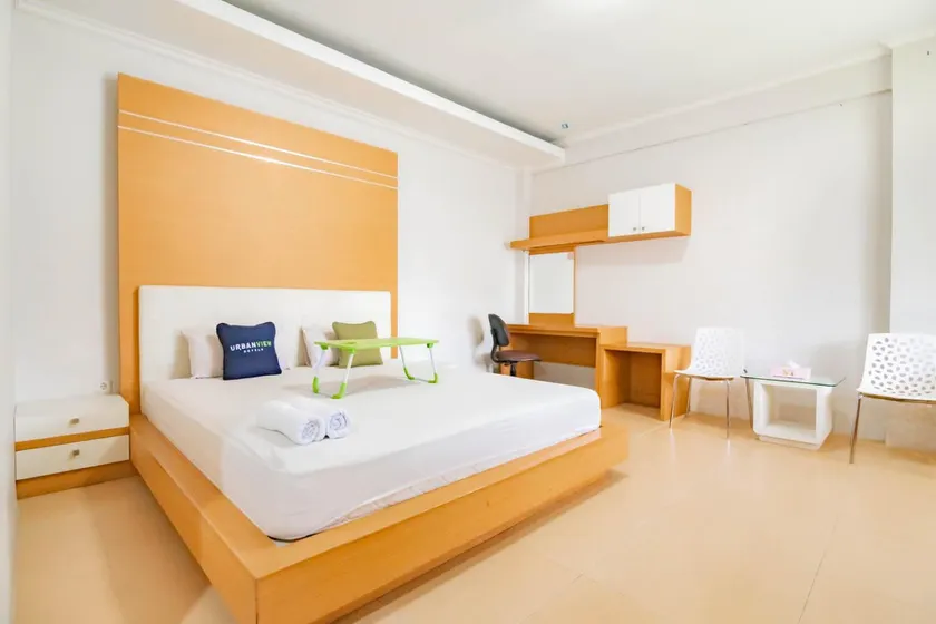 Urbanview Hotel Syariah Dapen Pontianak by RedDoorz - Image 1