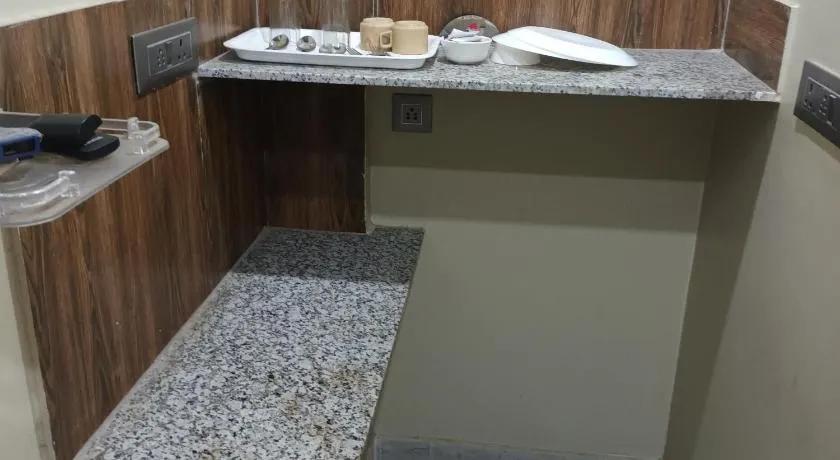 73 Rest House - Image 1