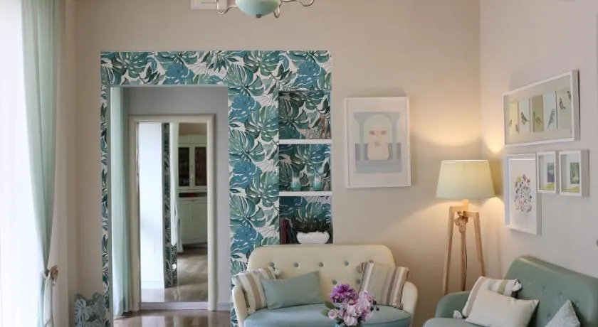 Hotel Flora - Image 1