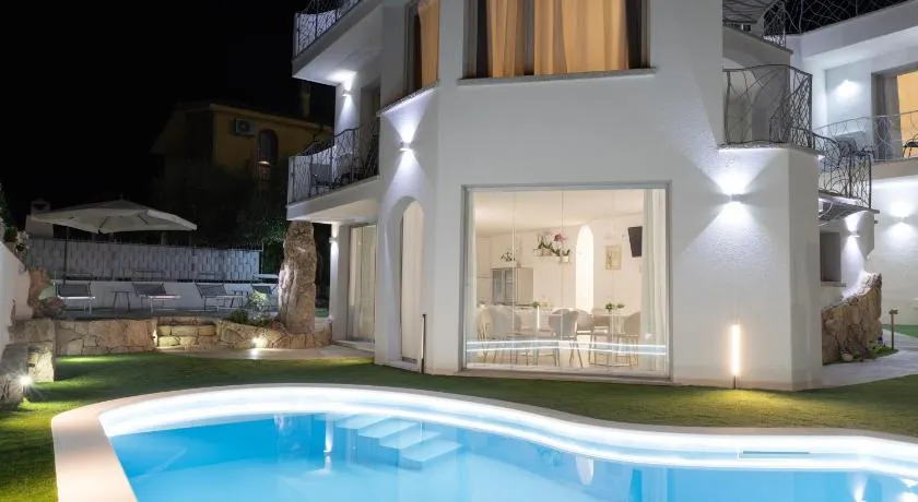 Seaside Home - Image 1