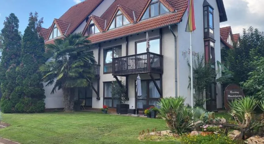 Kurpark-Residenz Deidesheim - Image 1