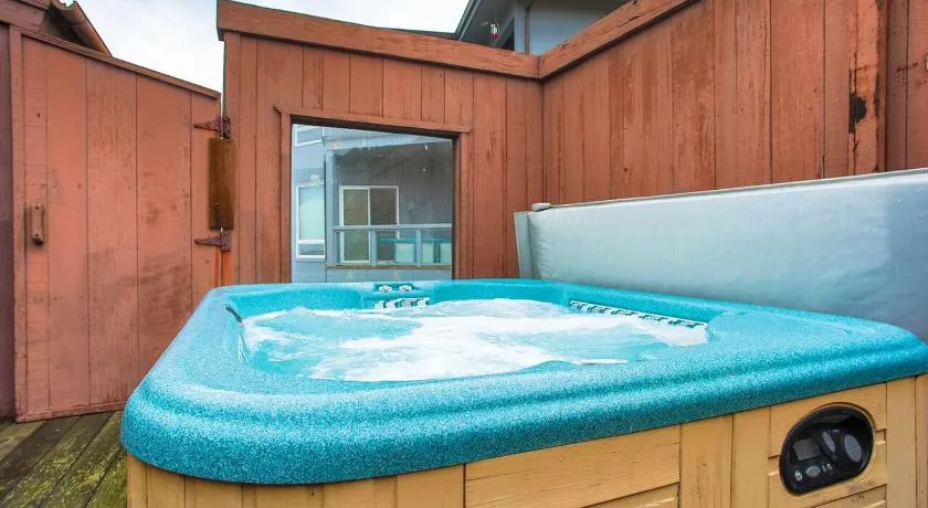 \"Abalone Alkove\" Poolbord, HotTub, Visninger, 2 min kørsel Beach!15% til maj! - Image 1