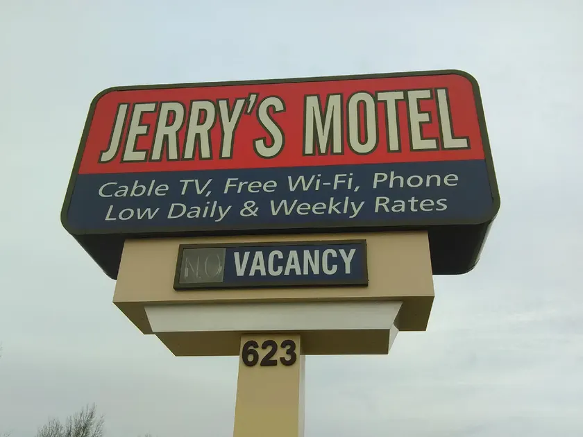 Jerry's Motel - Image 1