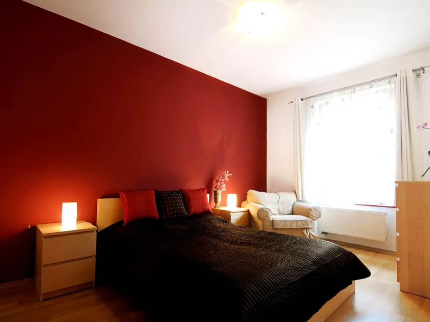 Central Apartments - Image 1