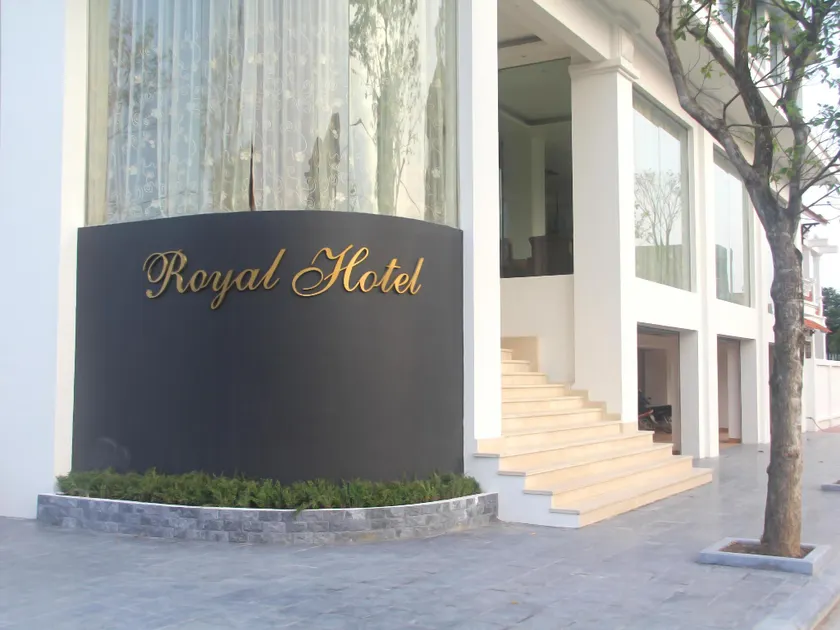 Royal ANAN Hotel - Image 1