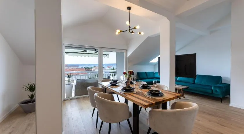 Apartment Panorama - Image 1