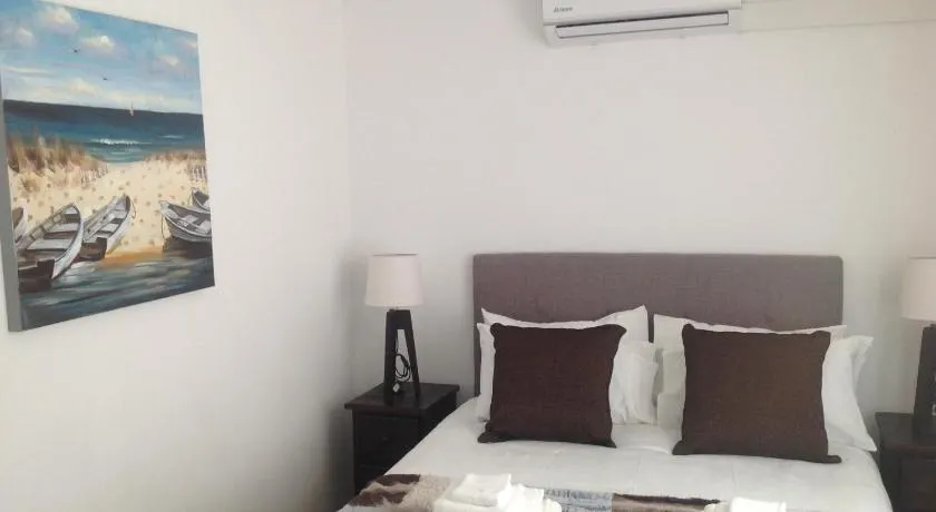 Sikelela Guest House - Image 1