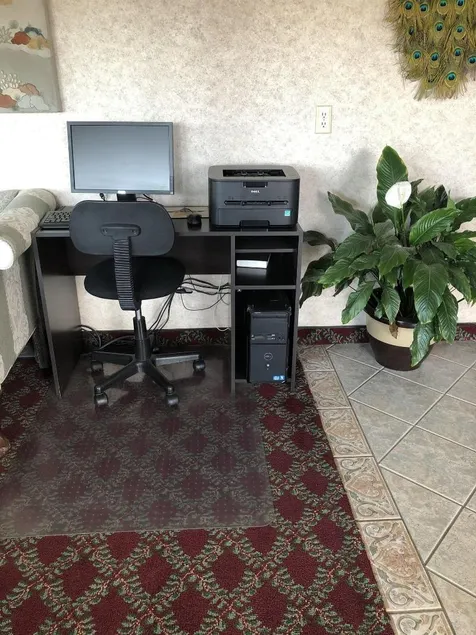Regency Inn - Image 1