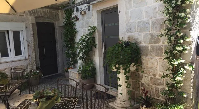 Guest House Laura - Image 1