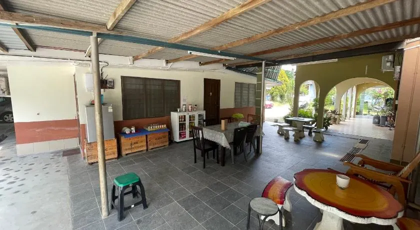 Ikhlas Roomstay - Image 1
