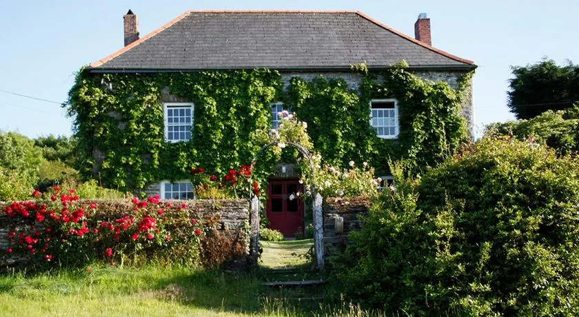 Roskear Farm - Image 1