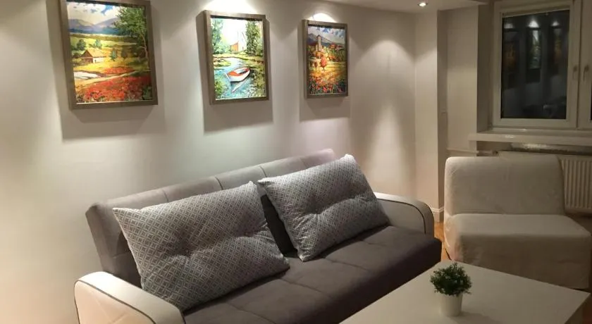 Murano Apartaments City Center Duo - Image 1