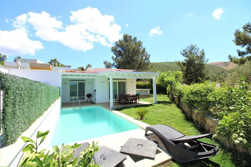 Bodrum Torba Özel Havuzlu Muhafazakar Villa - Image 1