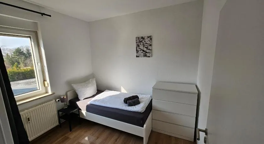 High Moon Apartment House in Nienburg with Wifi - Image 1