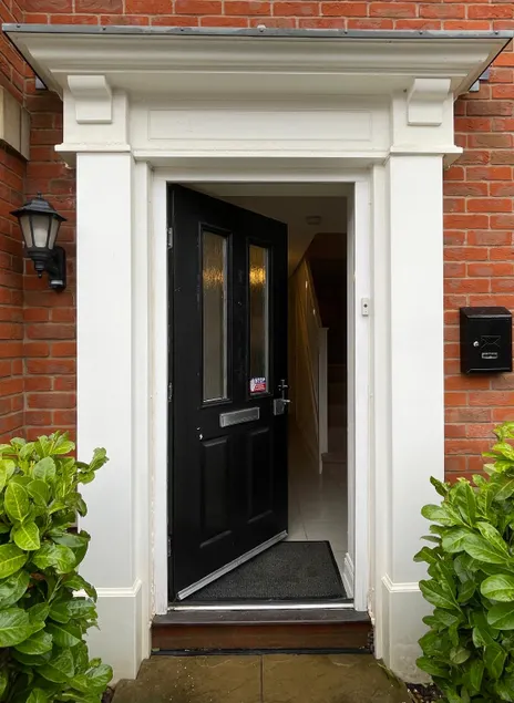 Serviced Accommodation in Bicester - Ascot Way. - Image 1
