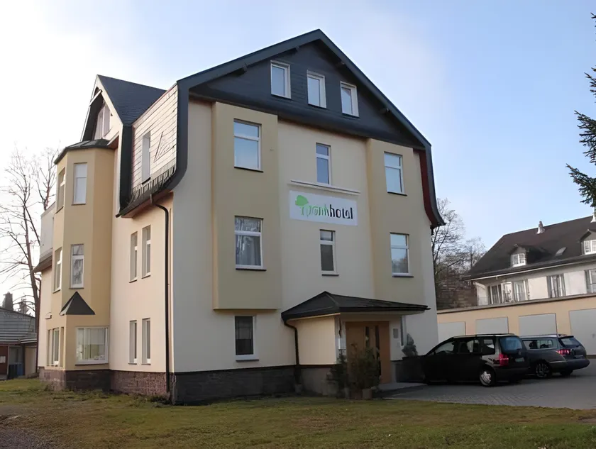 Konsumhotel am Park - Image 1