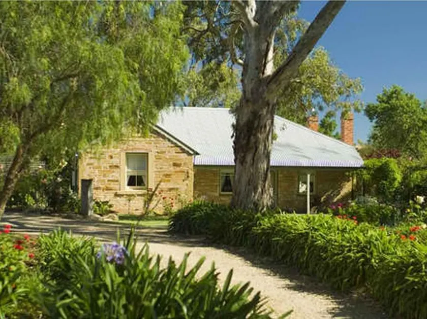 Port Willunga Cottages - Image 1