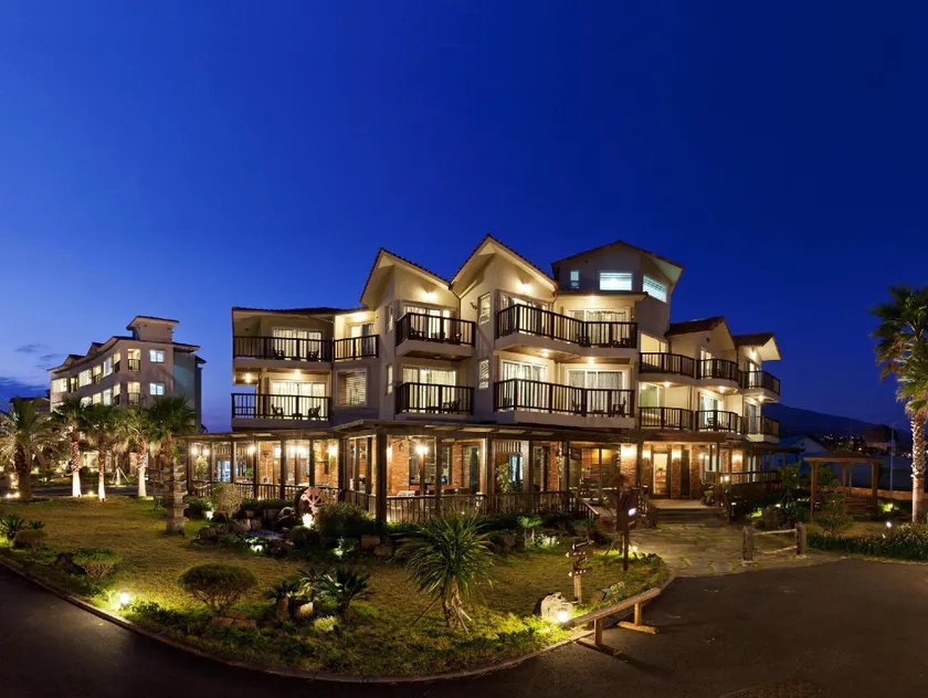 Tisland Resort - Image 1