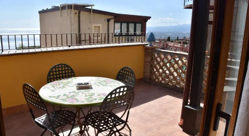 Taormina al Bacio apartment - Image 1
