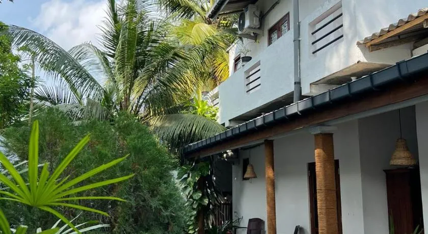 Jungle Villa - Image 1