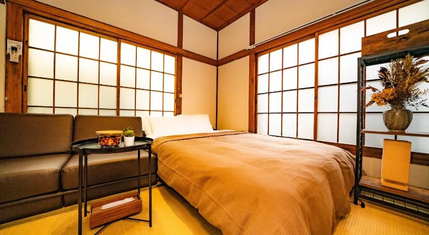 ACOE OKUBO I 2-Story Home in Shinjuku's Food Heaven Area - Image 1