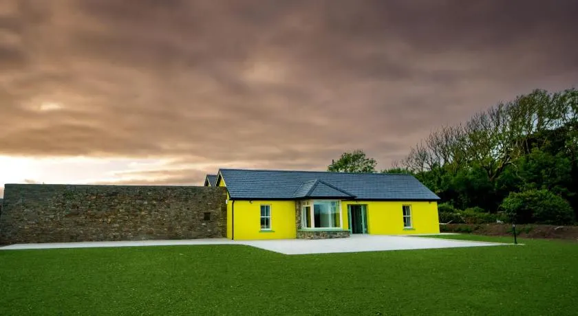 Carrig Island Lodge - Image 1
