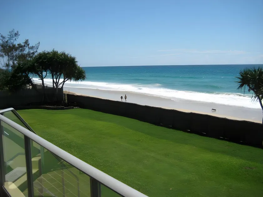 Foreshore Beachfront Apartments - Image 1