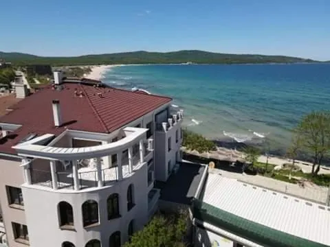 Ashram Hotel - Image 1