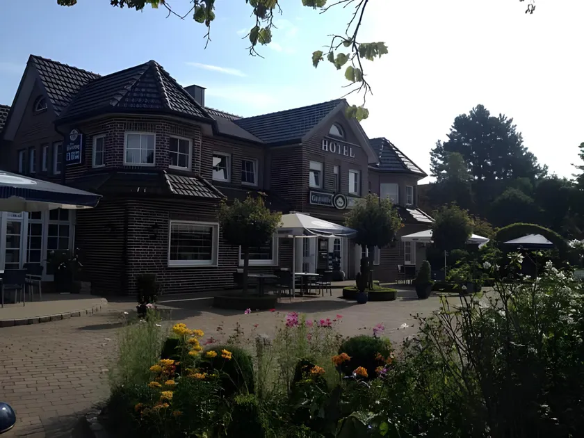 Hotel Restaurant Zum Heidekrug - Image 1